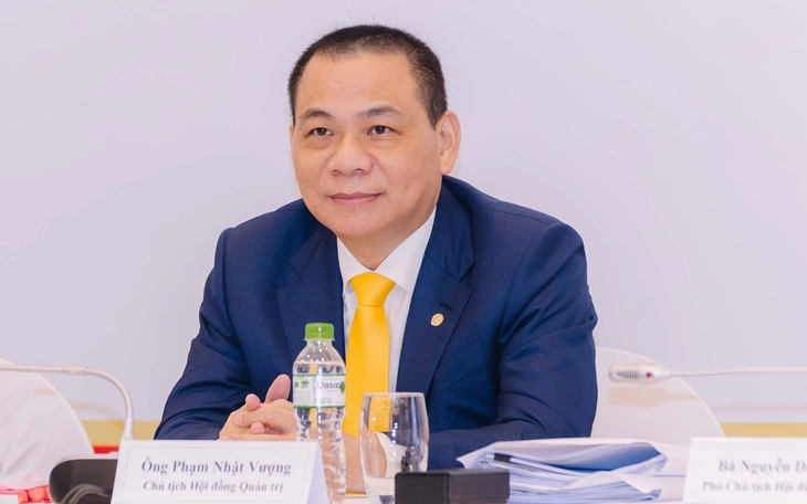 Lần đầu tiên một đại gia Việt có tài sản vượt 9 tỉ USD, vượt cả chủ tịch Samsung - Ảnh 3.