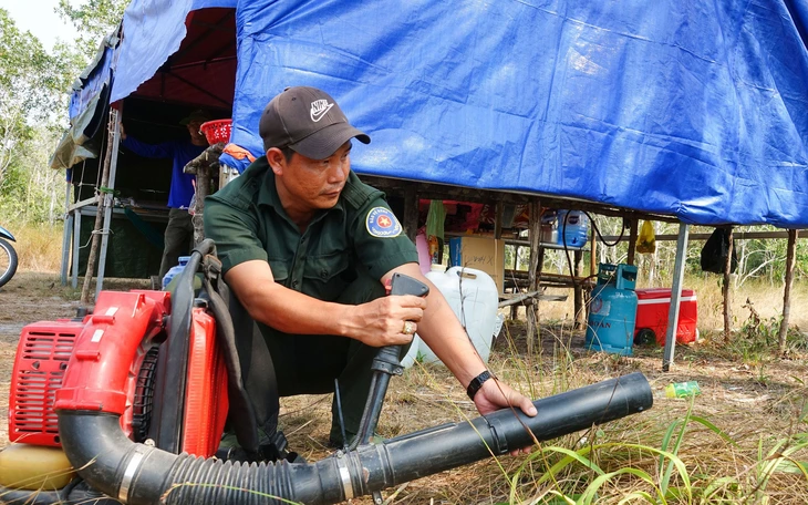 Mây dông phủ từ Campuchia qua Nam Bộ, dự báo mưa to - Ảnh 2.