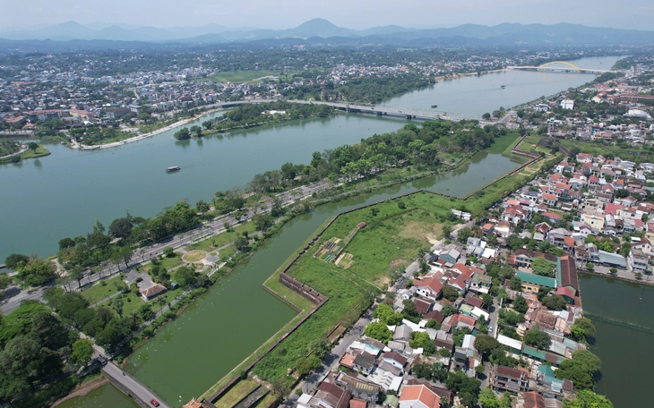 Khung vị trí việc làm mới cho công chức: Tiến tới cải cách tiền lương - Ảnh 2.