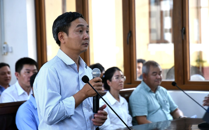 Sống trong vùng dự án cảng nước sâu, dân cắn răng xây nhà trái phép vì chưa biết ngày di dời - Ảnh 2.