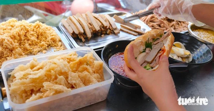 bánh mì - Ảnh 1.