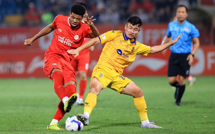 Trọng tài Thái Lan bắt trận 'chung kết ngược' V-League 2024 - 2025 - Ảnh 2.