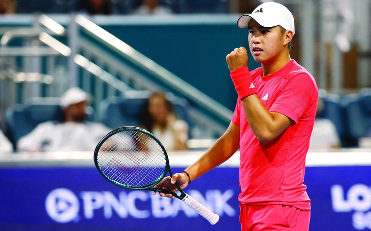 Tay vợt gốc Việt Learner Tien làm nên lịch sử khi lần đầu vô địch ATP - Ảnh 2.