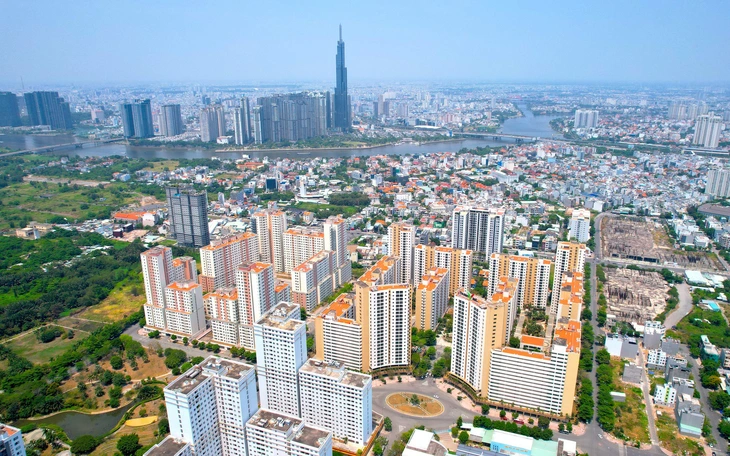 Chuyển nhượng bất động sản giúp doanh nghiệp của tỉ phú Phạm Nhật Vượng tăng vọt doanh thu  - Ảnh 2.