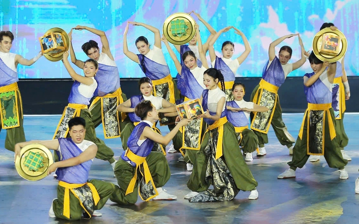 F.E.D Crew đầy ‘ma mị’ đăng quang Dalat Best Dance Crew 2025 - Ảnh 2.