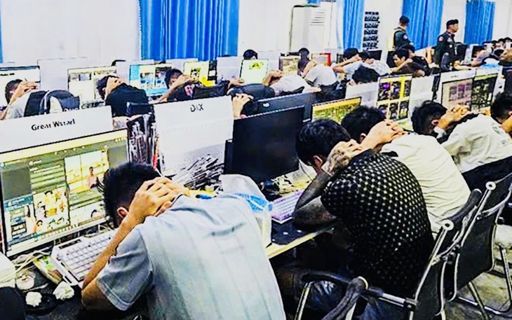 Triệt phá đường dây lừa đảo qua mạng hơn 2.500 tỷ đồng, có hàng ngàn nạn nhân - Ảnh 4.