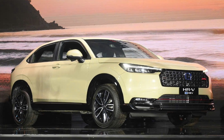 'Honda HR-V 2025 vẫn ồn để đổi lại lái hay, xe cũ không lo mất giá vì có điểm xe mới không bằng' - Ảnh 11.