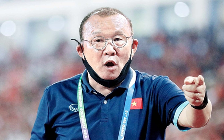 Ông Park ăn mừng cùng Son Heung Min trên cương vị mới - Ảnh 2.