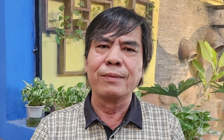 Cựu sinh viên kiện ĐH Kinh tế quốc dân đòi bồi thường gần 44 tỉ đồng vì bị giữ bằng 25 năm - Ảnh 2.