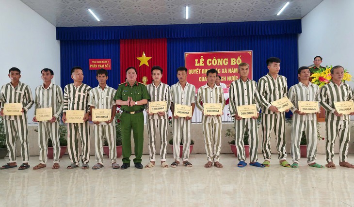 Đặc xá cho 58 phạm nhân ở Trại giam Kênh 7 - Ảnh 4.