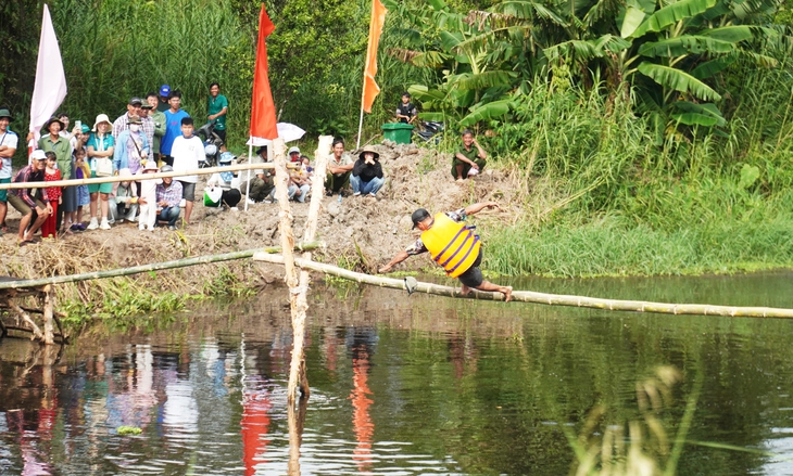 U MINH HẠ - Ảnh 4.