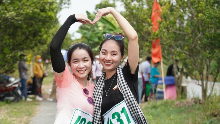 Về xứ rừng U Minh Hạ trải nghiệm đi cầu khỉ, chụp đìa bắt cá - Ảnh 6.