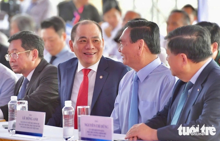 Phạm Nhật Vượng - Ảnh 1.