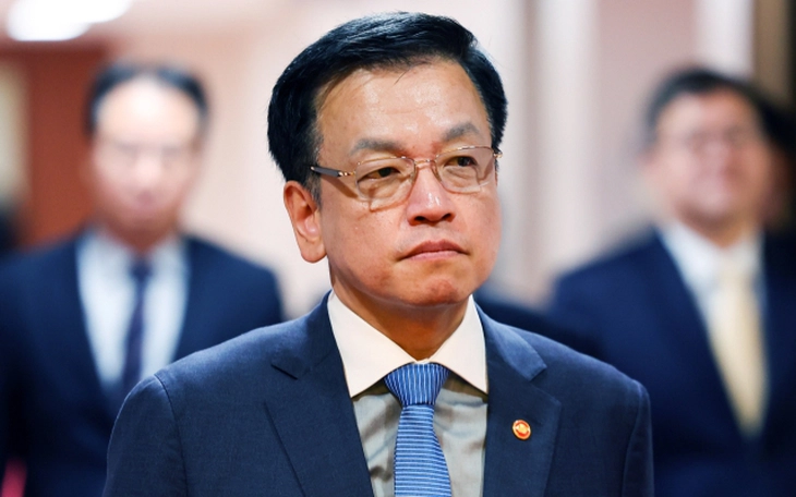 Chính trường Hàn Quốc hỗn loạn trước bầu cử, quyền tổng thống lại đổi chủ - Ảnh 3.