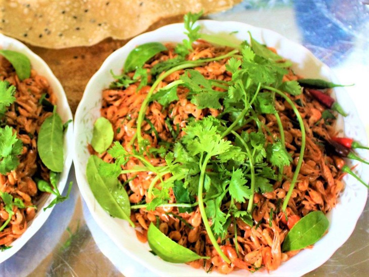 ruốc um Bình Châu - Ảnh 1.