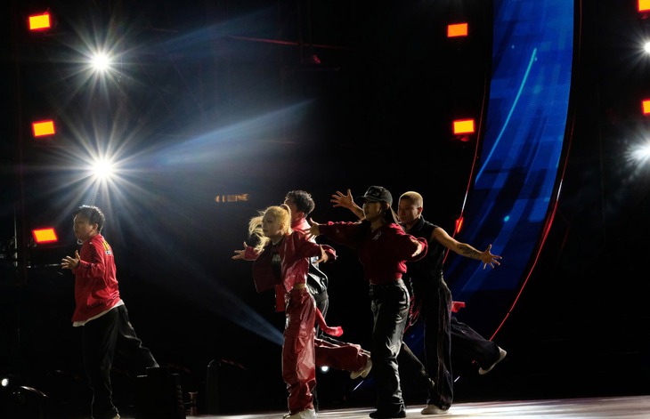 Nhóm Bzone Dance vô địch tại Dalat Best Dance Crew 2025 - Ảnh 3.