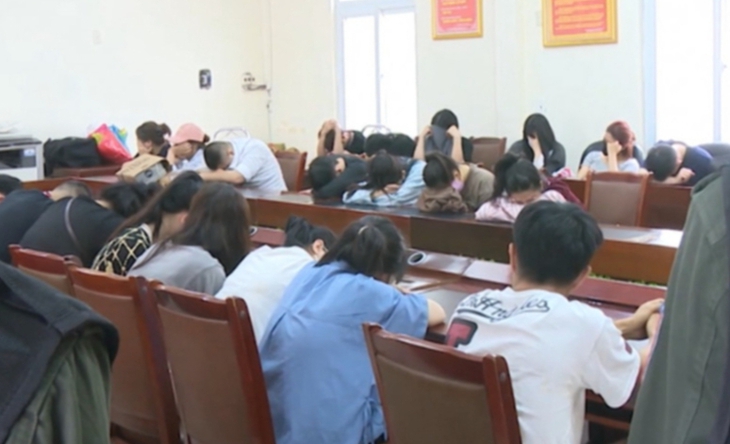 quảng ninh - Ảnh 1.