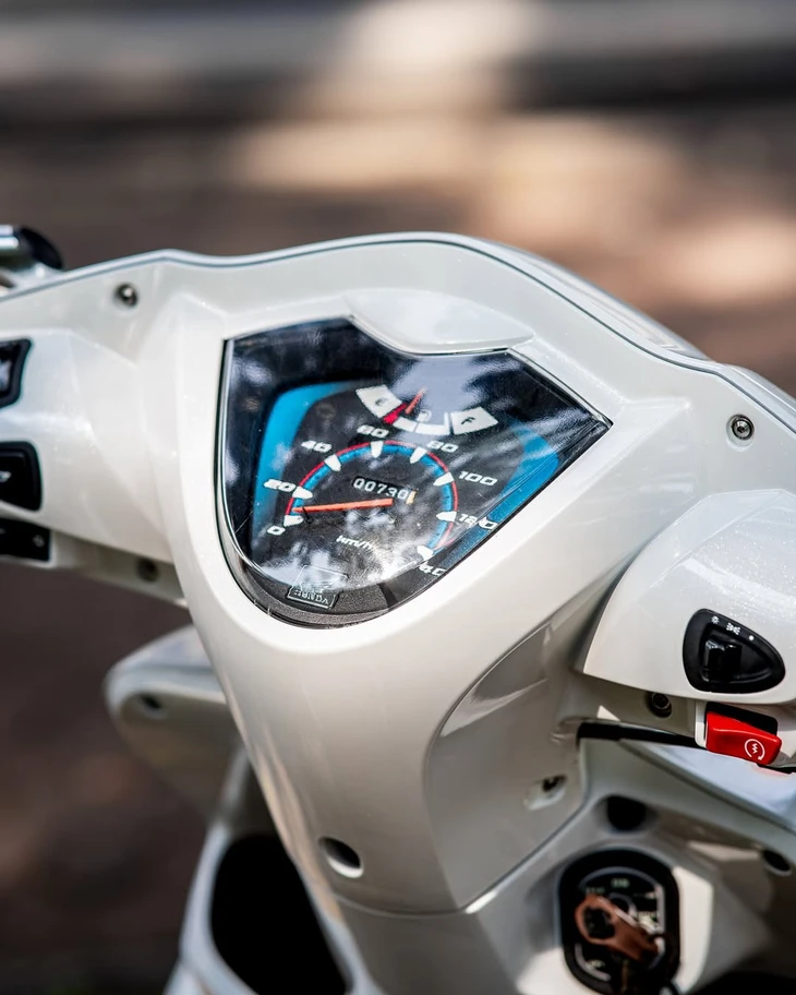 Honda Vision - Ảnh 22.