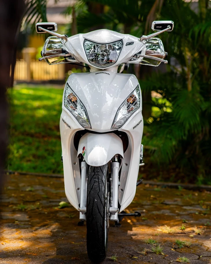 Honda Vision - Ảnh 5.