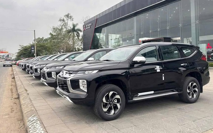 Tin tức giá xe: Mitsubishi Pajero Sport 2025 giảm tới 100 triệu đồng, đại lý còn 'bù' thêm trang bị - Ảnh 10.