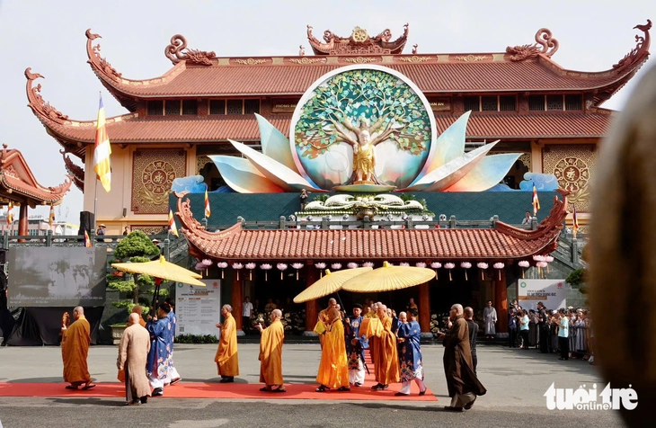 Cung thỉnh, tôn trí xá lợi trái tim Bồ tát Thích Quảng Đức tại tháp Đa Bảo - Ảnh 1. Thích Quảng Đức - Ảnh 1.