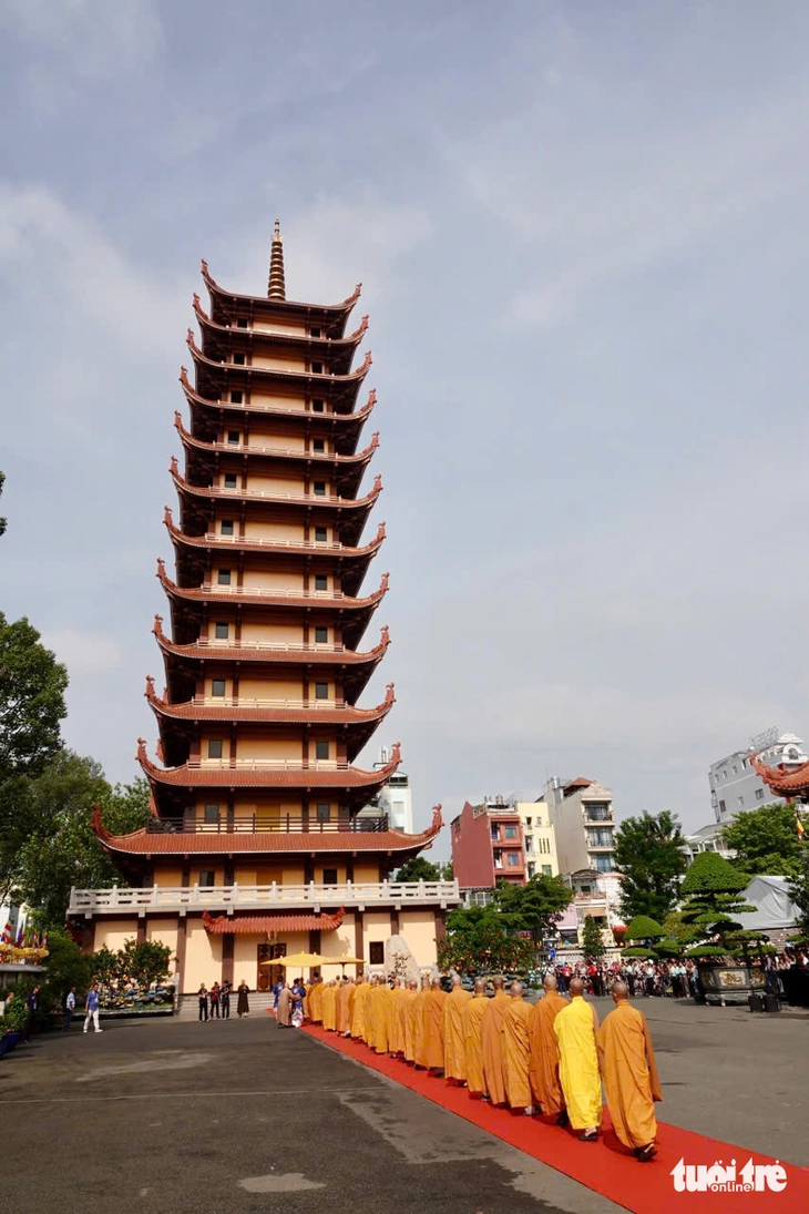 Cung thỉnh, tôn trí xá lợi trái tim Bồ tát Thích Quảng Đức tại tháp Đa Bảo - Ảnh 4. Thích Quảng Đức - Ảnh 4.