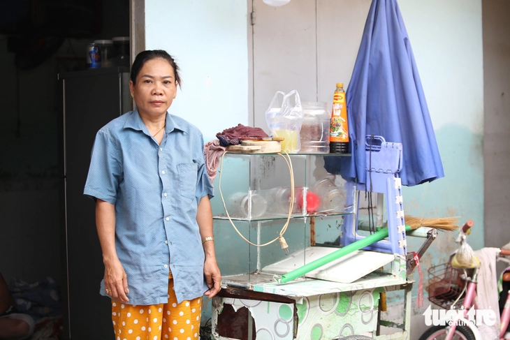 ngập nhà trọ - Ảnh 1.