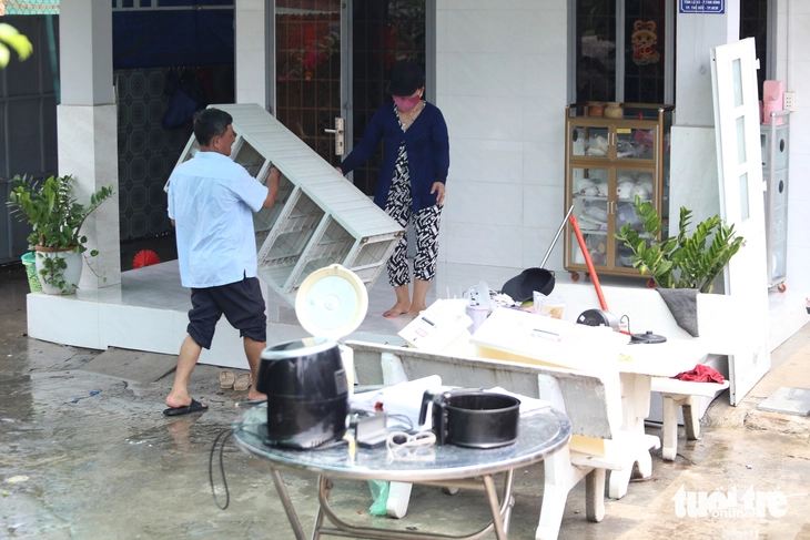 ngập nhà trọ - Ảnh 6.