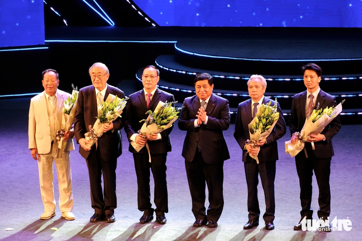 Bốn nhà khoa học nhận giải thưởng Bảo Sơn 2024, hơn 3 tỉ đồng mỗi công trình - Ảnh 3.