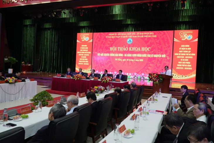 Đà Nẵng thành lập chi bộ đặc khu Hoàng Sa và 15 đảng bộ phường, xã - Ảnh 1.