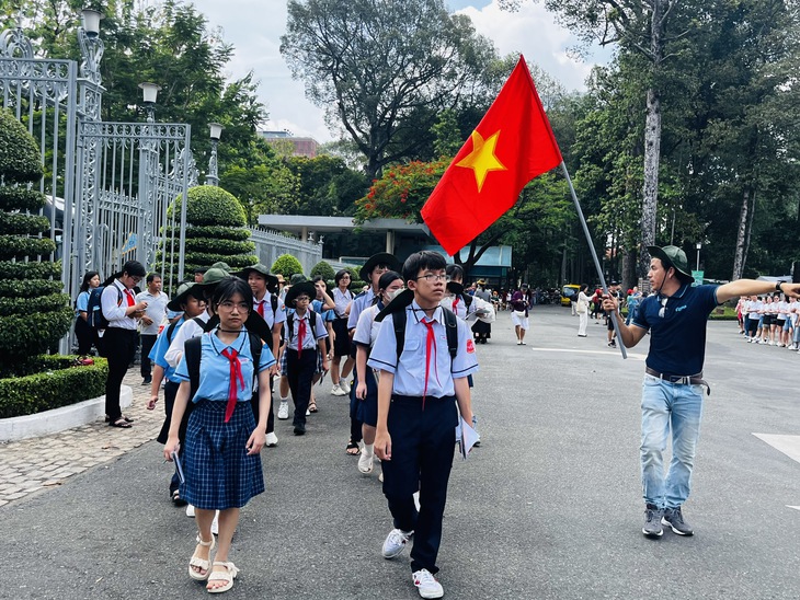GIẢI LÊ QUÝ ĐÔN - Ảnh 2.