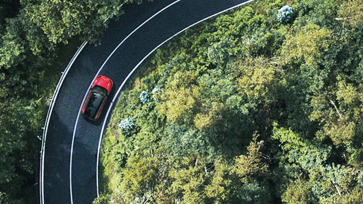 SUV bán chạy nhất thế giới Toyota RAV4 ra mắt thế hệ mới trong tuần sau - Ảnh 2.