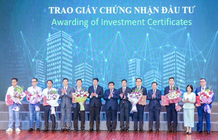 Phó thủ tướng: Bắc Ninh - Bắc Giang 'bắt tay' xây dựng cực tăng trưởng mới - Ảnh 1. bắc ninh - Ảnh 1.