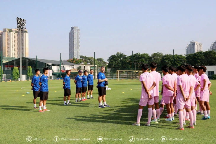 U16 Việt Nam có lứa cầu thủ mới, thể hình vượt trội - Ảnh 4. U16 Việt Nam - Ảnh 2.