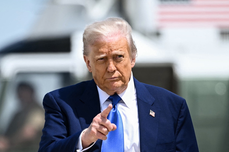 Ông Trump chính thức tăng gấp đôi thuế nhập khẩu nhôm, thép - Ảnh 1. thuế nhập khẩu - Ảnh 1.