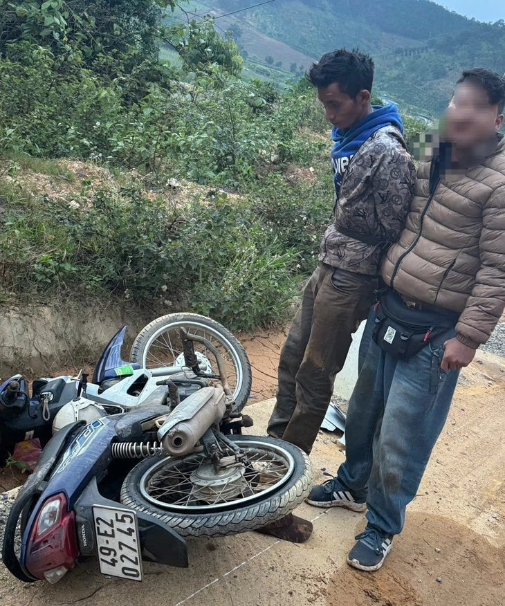 Trước khi cướp ngân hàng ở Lâm Đồng, Tâu Xá Phiến đã trộm xe máy - Ảnh 1.