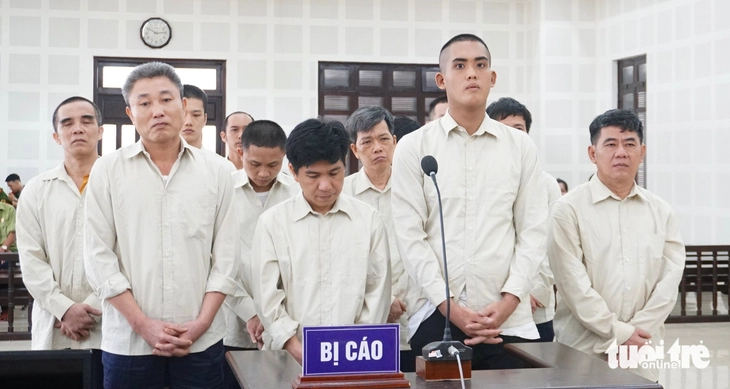 Cấu kết in 1,6 triệu cuốn sách giáo khoa giả bán khắp các tỉnh thành Cấu kết in 1,6 triệu cuốn sách giáo khoa giả bán khắp các tỉnh thành