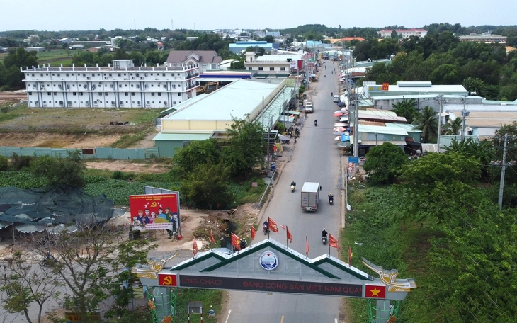 Hợp nhất Long An và Tây Ninh: 'Tránh tư tưởng cục bộ địa phương' - Ảnh 2.