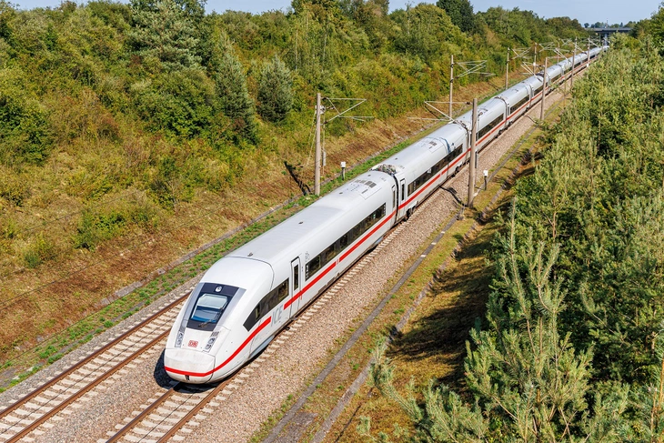 VinSpeed đăng ký đầu tư dự án đường sắt cao tốc Bắc - Nam - Ảnh 1.
