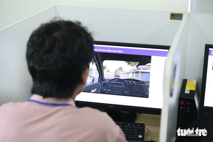 sát hạch lái xe - Ảnh 12.