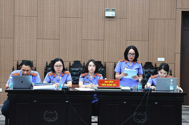 Cựu thứ trưởng Bộ Tài nguyên và Môi trường bị đề nghị 30-36 tháng tù cho hưởng án treo - Ảnh 2.