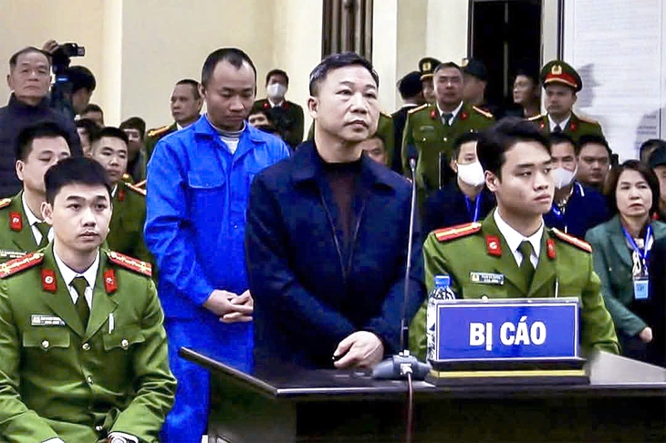 Cựu đại biểu Quốc hội Lưu Bình Nhưỡng và Lê Thanh Vân hầu tòa vào ngày mai - Ảnh 1.