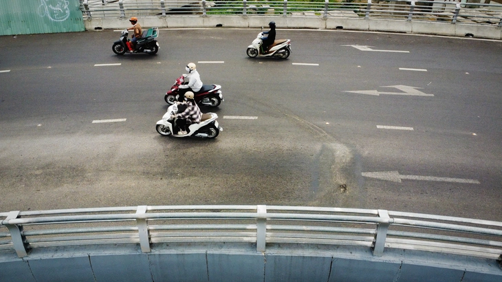 Chưa xác định được nguyên nhân dẫn đến vết sụt lún trên nút giao ngàn tỉ ở Nha Trang - Ảnh 1. Nha Trang - Ảnh 1.