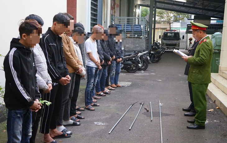 Đà Nẵng đồng loạt chốt chặn, kiểm tra, phòng chống tội phạm trên đường phố - Ảnh 5.