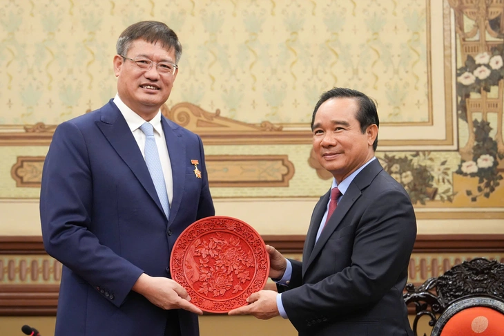 Tổng lãnh sự Trung Quốc chào từ biệt: 'Tôi thấy mình là một thị dân của TP.HCM' - Ảnh 3.