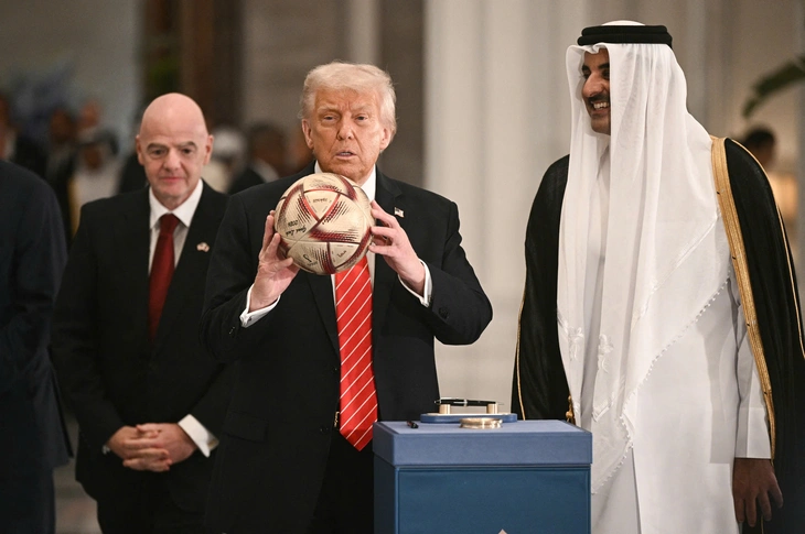 Sóng gió FIFA: Chủ tịch Infantino trễ họp vì ông Trump, đại biểu phẫn nộ bỏ về - Ảnh 3.