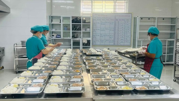 bữa ăn bán trú - Ảnh 1.