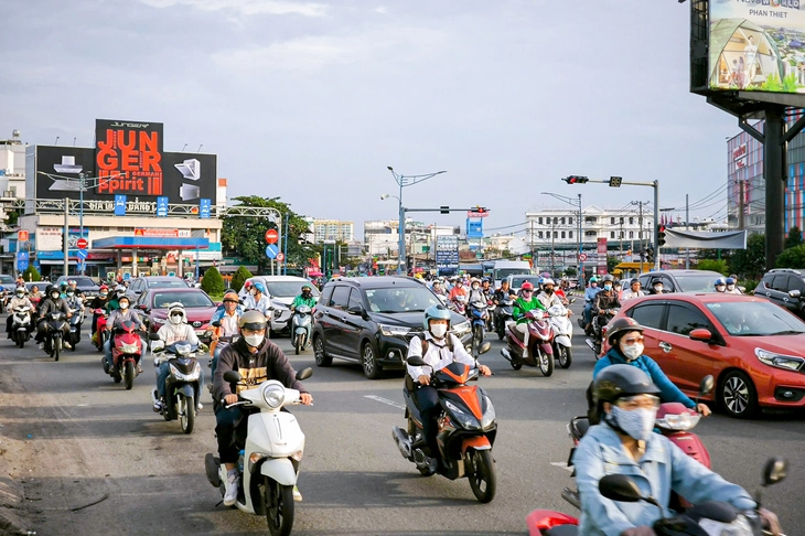 Chuẩn bị mở nút giao Cộng Hòa - C12, xe vào nhà ga T3 đỡ vòng vèo - Ảnh 1.