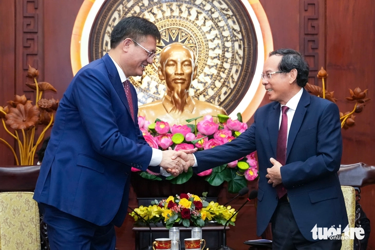 TLS Trung Quốc: 'Dù ở cương vị nào cũng sẽ đóng góp cho quan hệ Việt - Trung' - Ảnh 1. Trung Quốc - Ảnh 1.