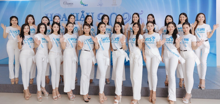 Mỹ Anh ra EP tiếng Anh đầu tiên; Nhiều ngôi sao Việt tham gia Đấu trường gia tốc - Ảnh 3. Mỹ Anh - Ảnh 3.